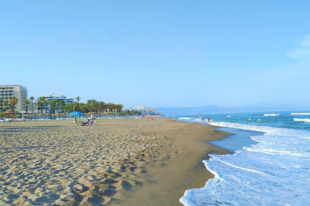 Dona Carlota Gardens, Sea Views, Pool, Restaurant Apartment Торемолинос Екстериор снимка
